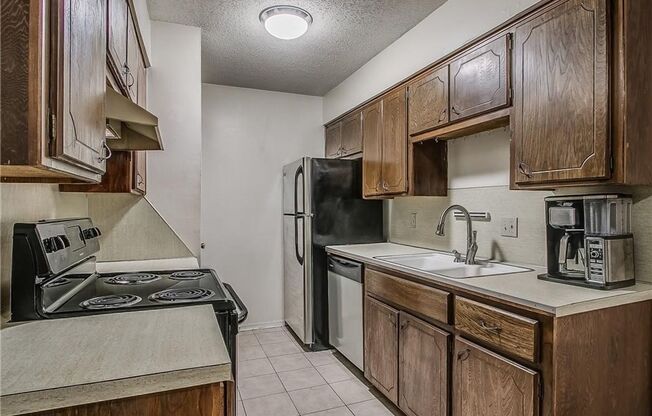 1 bed, 1 bath, $900, Unit #142