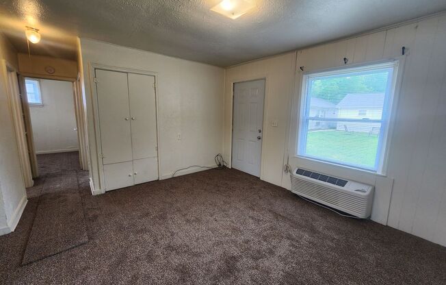 2 Bedroom 1 Bath Apartment