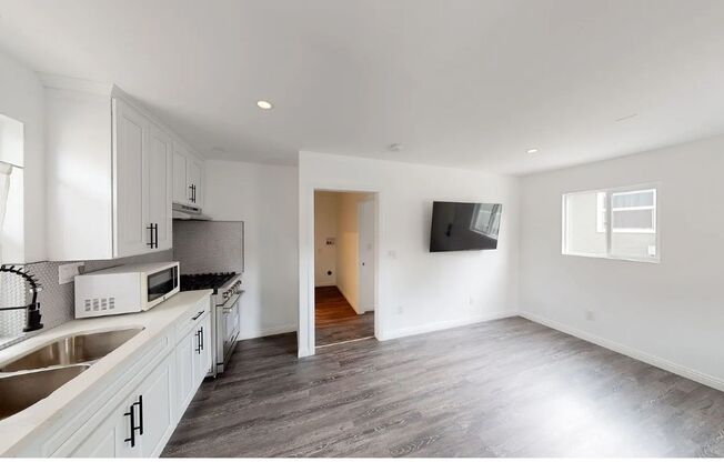 3629 Marmion Way