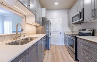 2 beds, 2 baths, 1,004 sqft, $1,650, Unit 380