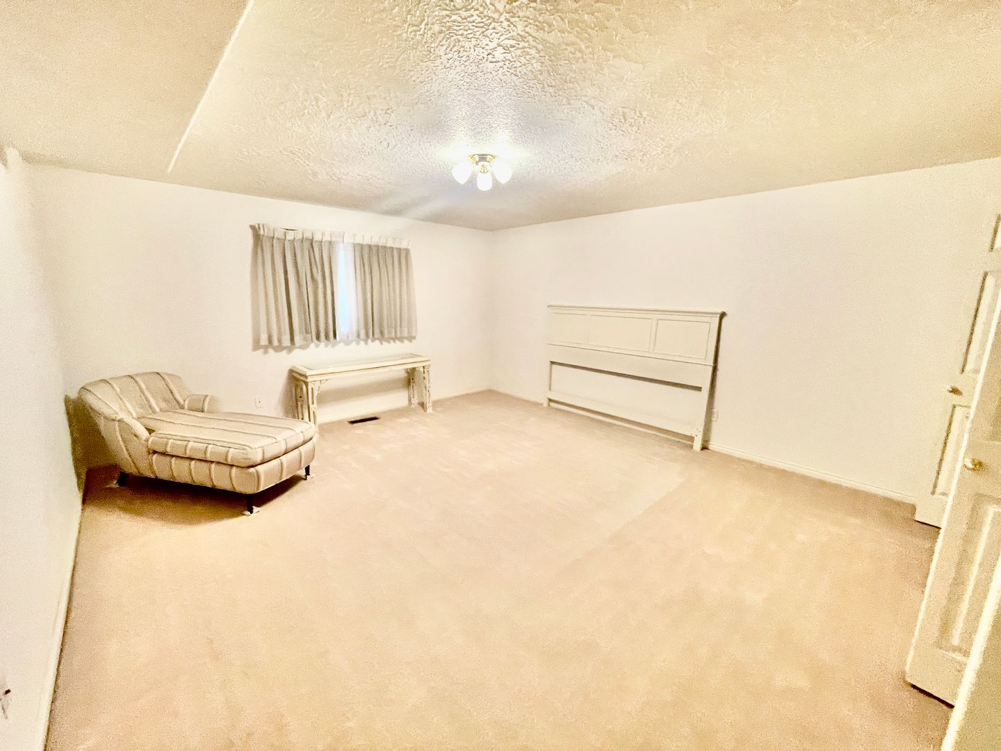 2-BR Bloomington Basement Apartment