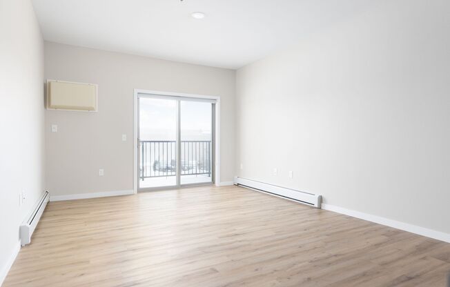 1 bed, 1 bath, 713 sqft, $1,025, Unit 212