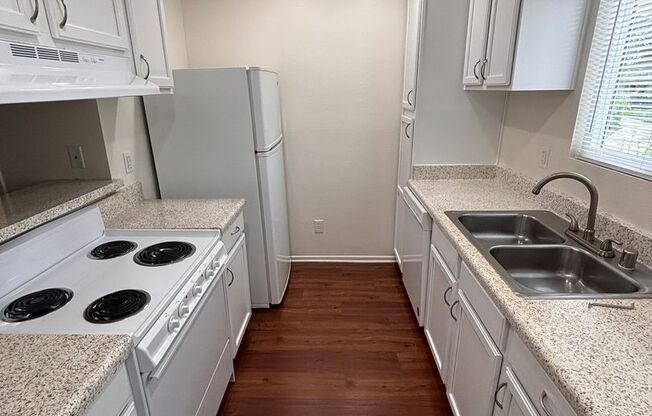 1 bed, 1 bath, 780 sqft, $2,375, Unit 99