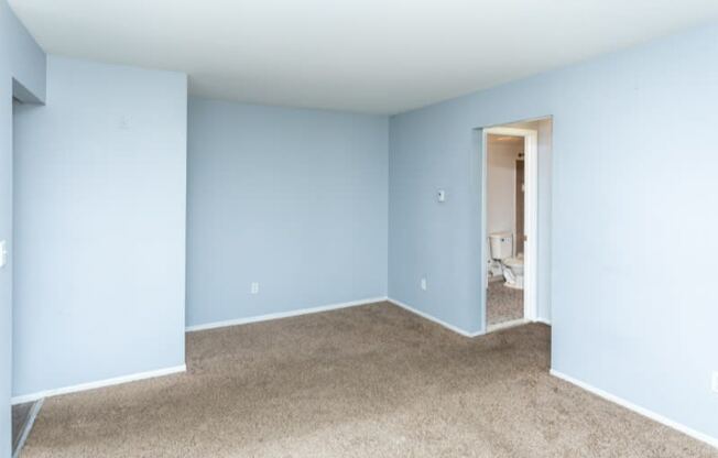 Kings Pointe Apartments - Warren, MI