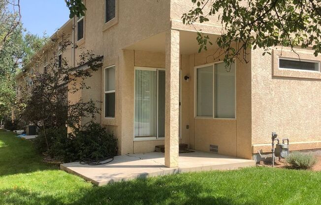 2 Bed, 3 Bath 1 Car Garage, Southwest Townhome Near Fort Carson!