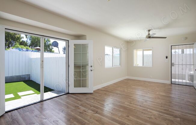*2 WEEKS FREE!* Remodeled 4BR Home with 6 Parking Spaces in South Park!