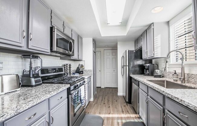 2 beds, 2 baths, $1,395