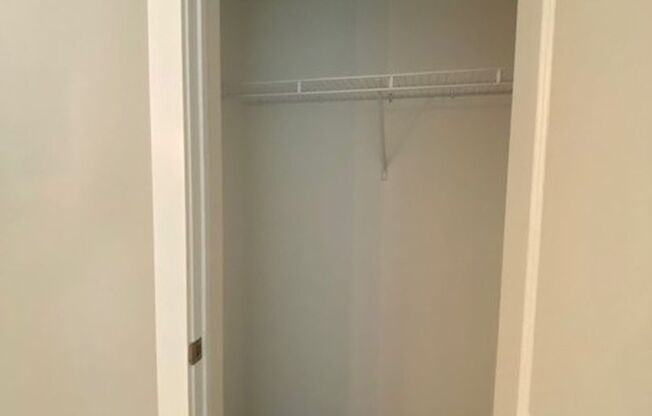 2 beds, 2 baths, 1,163 sqft, $2,068, Unit 2201-101
