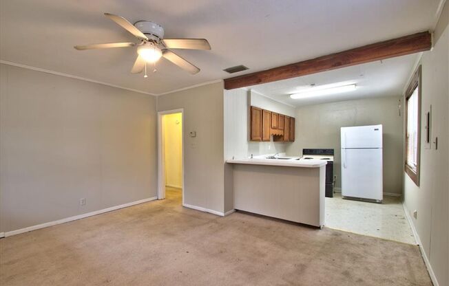 904 Lipona Road