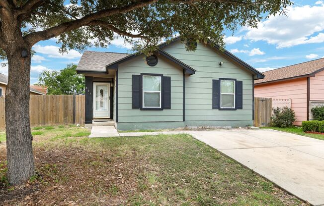 Recently Updated 4-Bedroom Home in Northside ISD