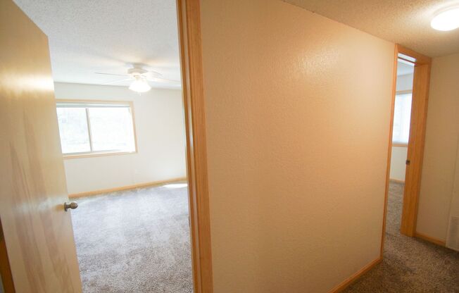2 beds, 2 baths, 1,050 sqft, $1,724, Unit 205