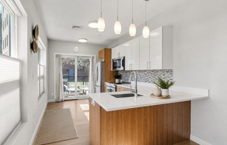 2 beds, 2 baths, 1,070 sqft, $3,200, Unit 209