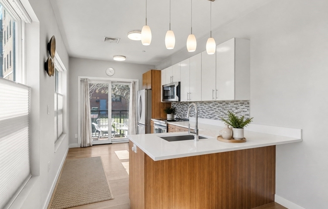2 beds, 2 baths, 1,070 sqft, $3,200, Unit 209