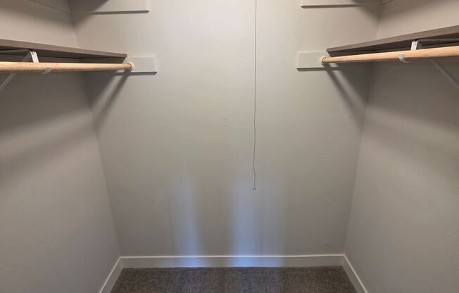 2 beds, 2 baths, 960 sqft, $1,395, Unit 21 - 111