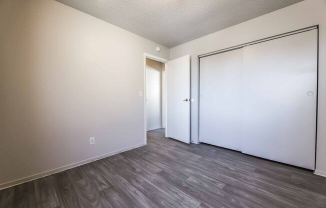 2 beds, 1 bath, 771 sqft, $1,050, Unit 419 15th Street #4