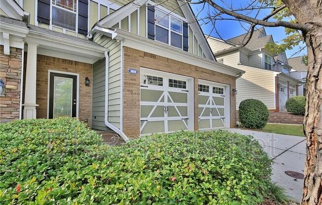 3609 SILVER BROOKE LN