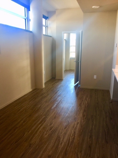 1 bed, 1 bath, 657 sqft, $1,125, Unit 101