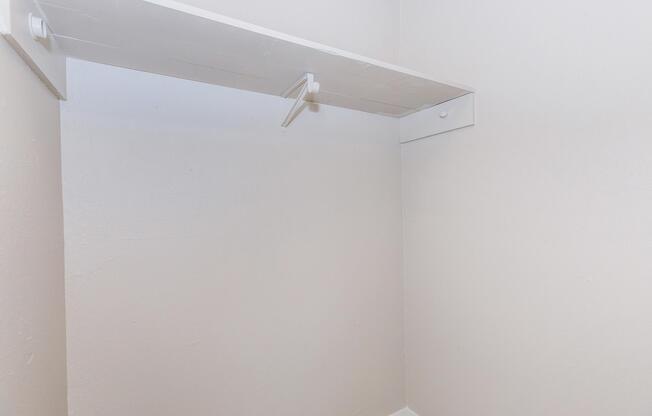 1 bed, 1 bath, 720 sqft, $1,099