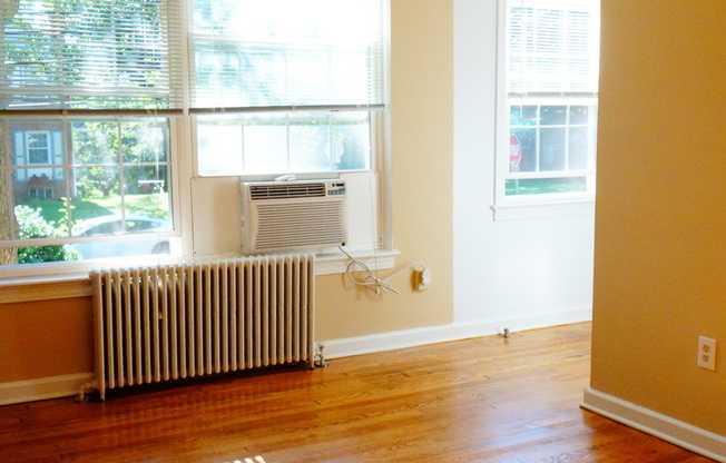 8400 Greenwood Avenue DGY LLC