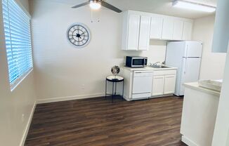 2 beds, 1 bath, 815 sqft, $1,695