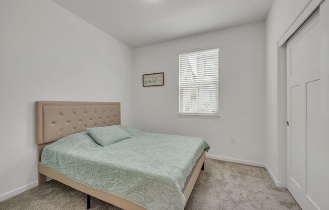 4 beds, 3 baths, $2,900