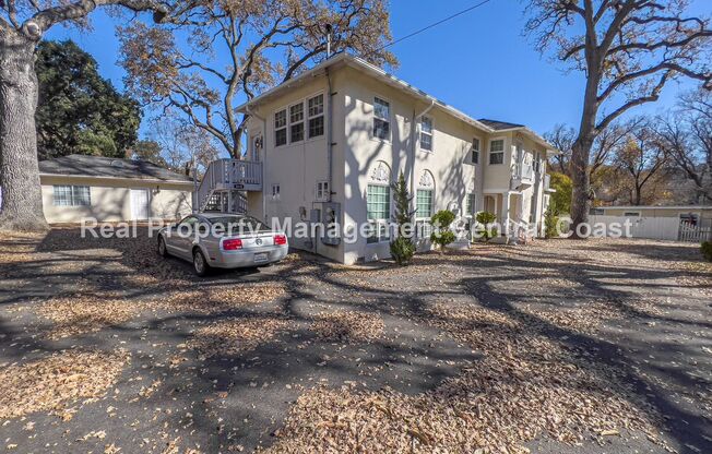 AVAILABLE OCTOBER - Lovely Upstairs Unit in Atascadero - 3 Bed / 2 Bath