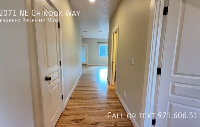 22071 NE CHINOOK WAY