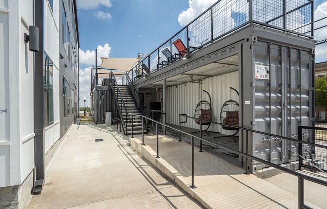 Studio, 1 bath, 327 sqft, $999, Unit #233