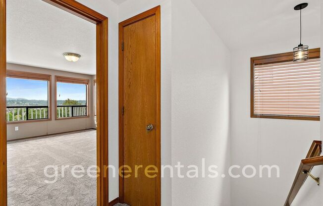 2 beds, 2 baths, $2,395