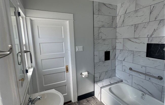 146 W 58 ST