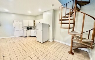 1 bed, 1 bath, $2,800, Unit 3