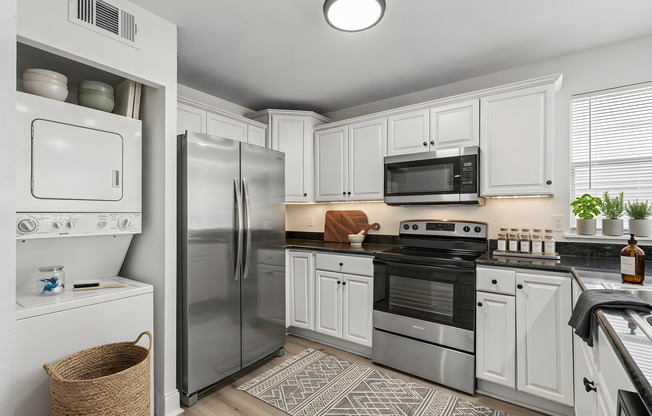 2 beds, 2 baths, 1,200 sqft, $2,395, Unit 5462 - 121