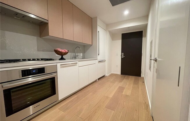 Studio, 1 bath, 491 sqft, $3,200, Unit 1123