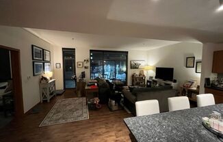 1 bed, 1 bath, 944 sqft, $1,900, Unit 202