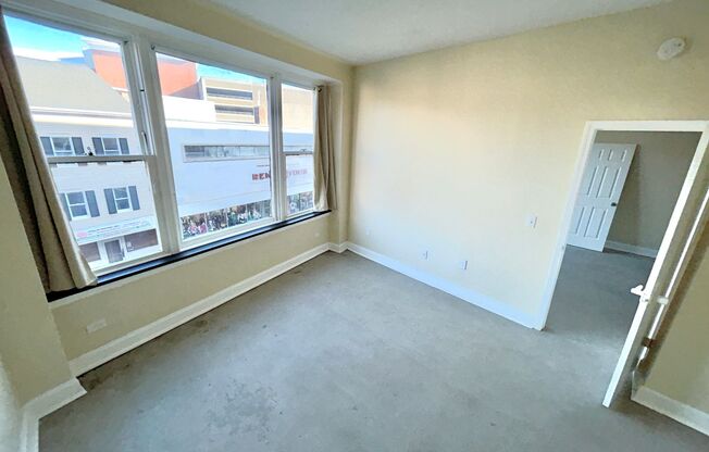 2 beds, 1 bath, $1,400, Unit Unit 2B