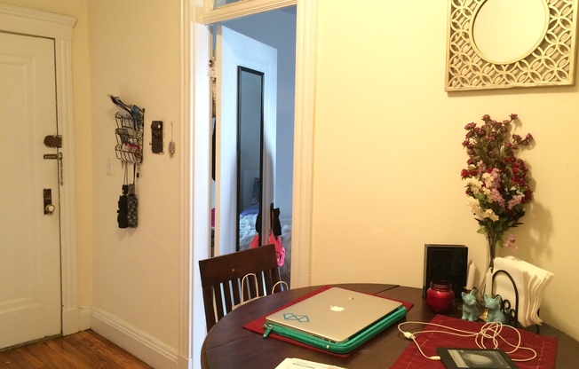 1 bed, 1 bath, 577 sqft, $2,400, Unit 03-037