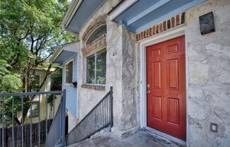 4X2 West Campus Condo Under $900 Per Bedroom