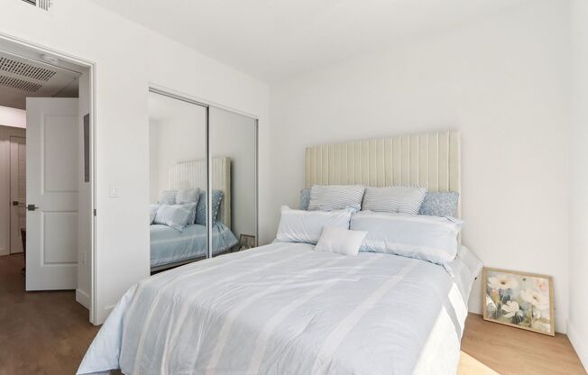 2 beds, 2 baths, 879 sqft, $3,125, Unit 445