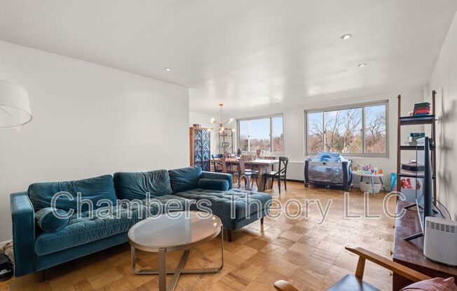 1900 Lyttonsville Rd