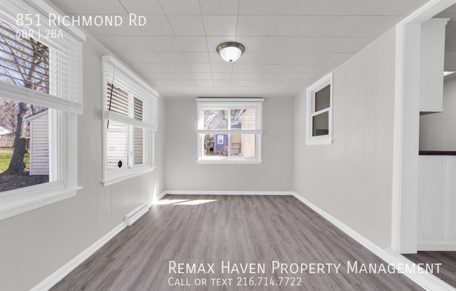 851 RICHMOND RD