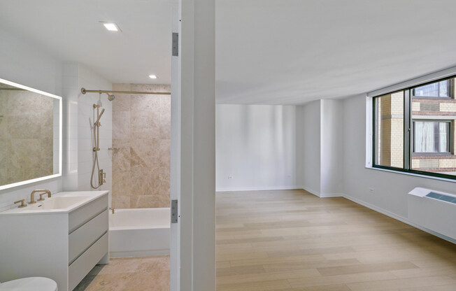 Studio, 1 bath, $4,000, Unit P14B