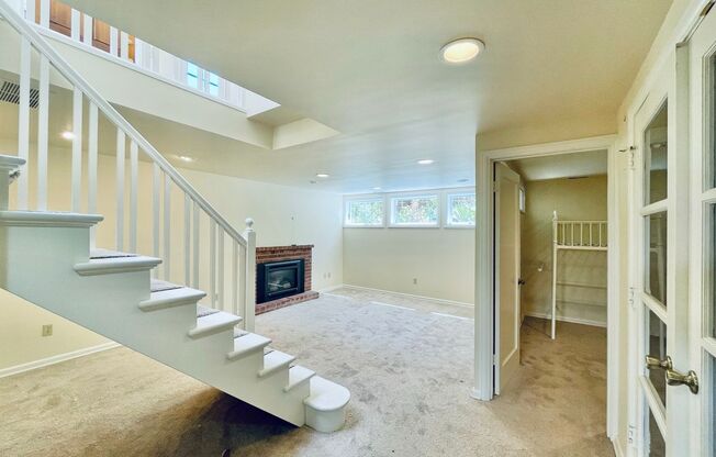 Beautiful Craftsman House in Quiet Queen Anne Neighborhood!