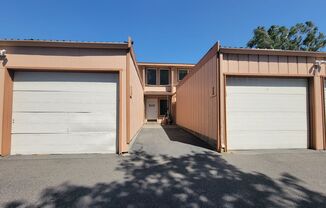Updated 2-Bedroom Apartment with Pool, Balcony & In-Unit Laundry