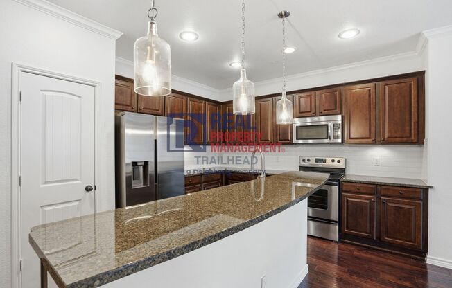 2 beds, 2 baths, $1,995, Unit APARTMENT 1100