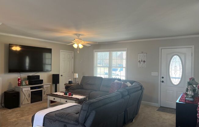 Spacious 3 Bed/2 Bath Ranch Style Home - Large Lot - NO HOA - Storage Shed - Large Driveway - Plenty of Parking