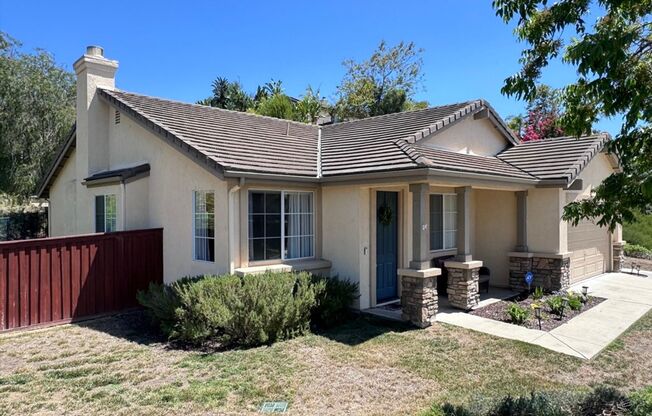 Charming Single-Story Rental in Canyon Crest Community!