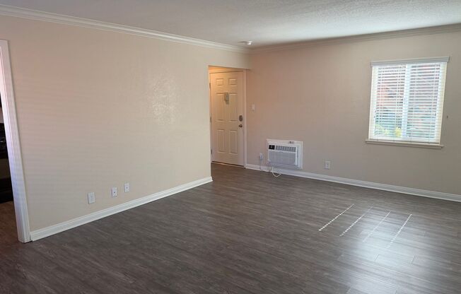 2 beds, 1 bath, 915 sqft, $2,580, Unit 5002A