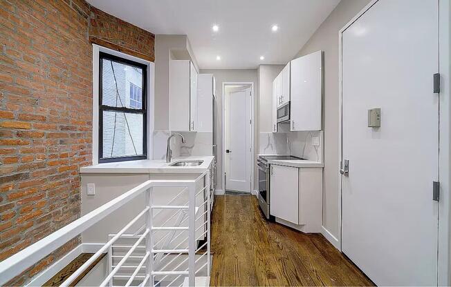 1 bed, 1 bath, $4,495, Unit 1D