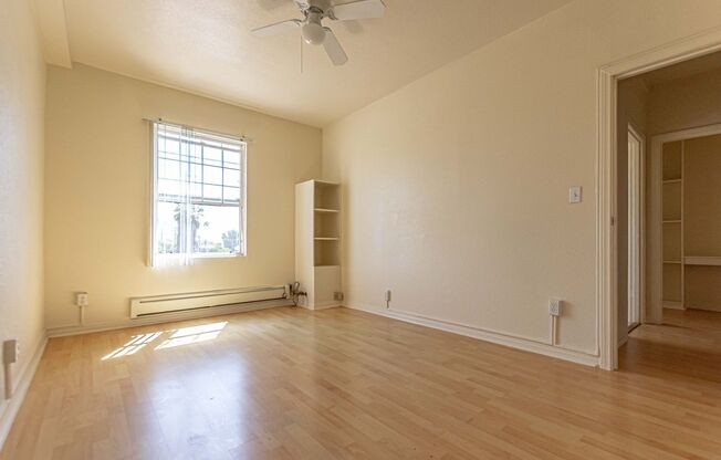 Studio, 1 bath, $1,500, Unit 303