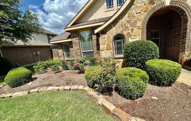 511 CARNATION LN